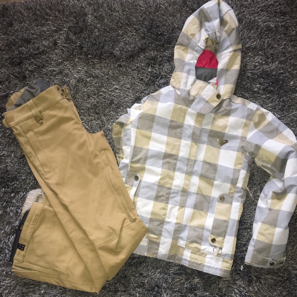Roxy ski/snowboard and winter complete outfit